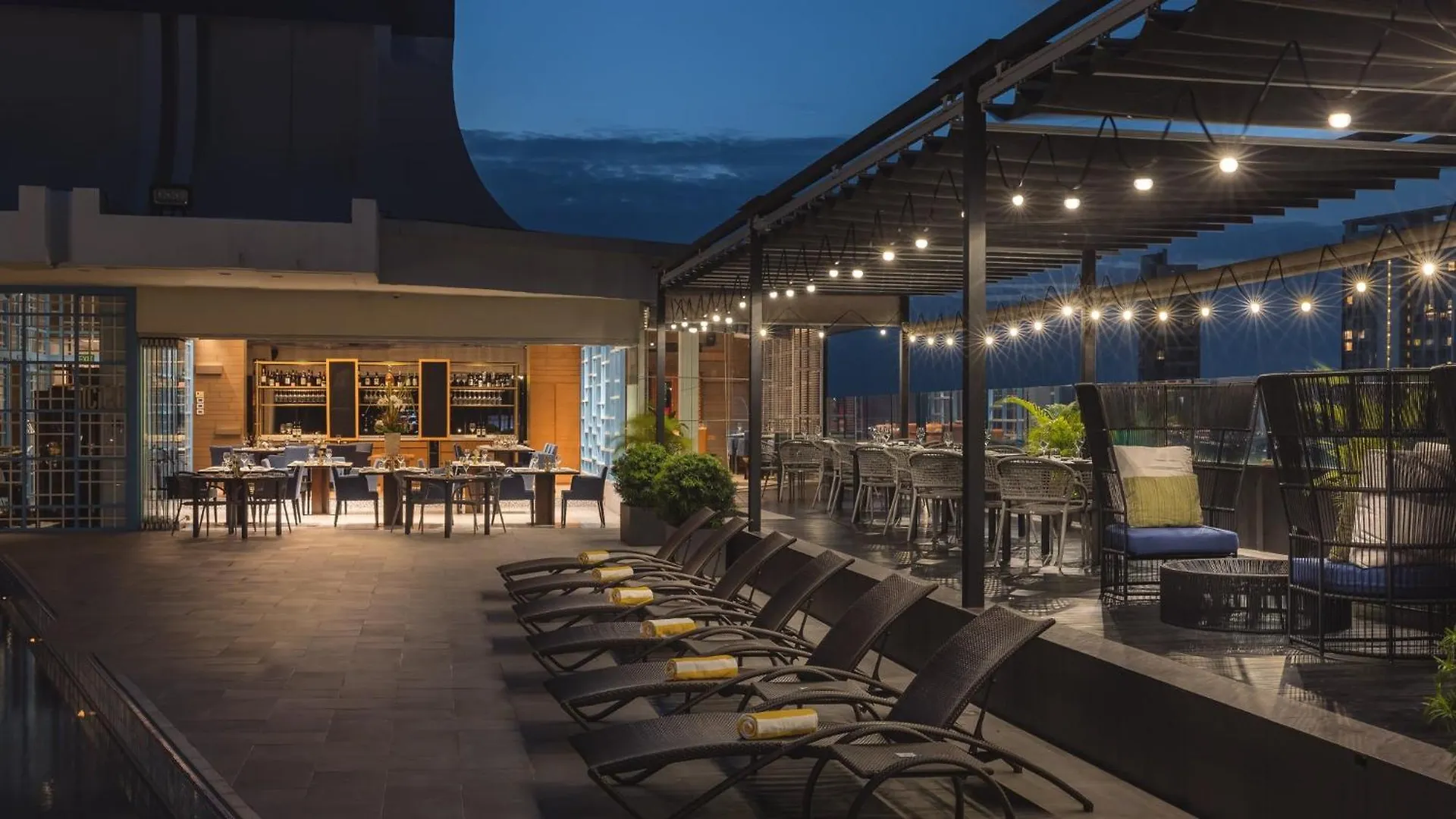 Voco Orchard Singapore By Ihg